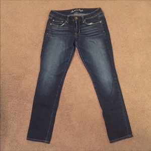 American Eagle Skinny Jeans! Sz 8 Short